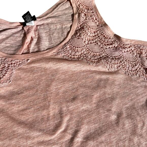 Torrid 4 (26) 4X women’s tank top with lace, peach - Picture 3 of 9
